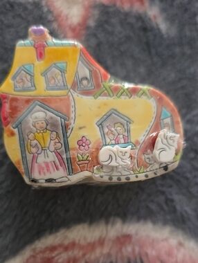 ​Vtg 1979 World of Meow SEALED Jewelry Set Old Woman in a Shoe Cat Trinket Box